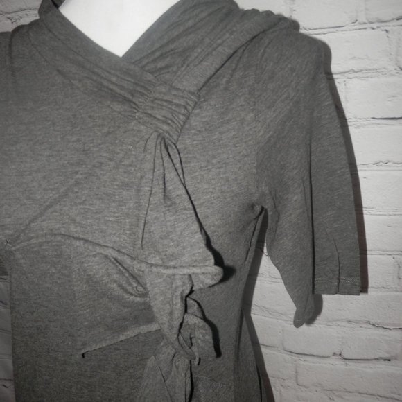 Deletta Gray Knit Top Medium Cascading Ruffle - Picture 2 of 5